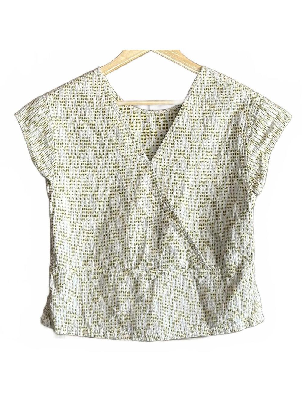 REI Womens White Cap Sleeve Top V Neck Size S Activewear